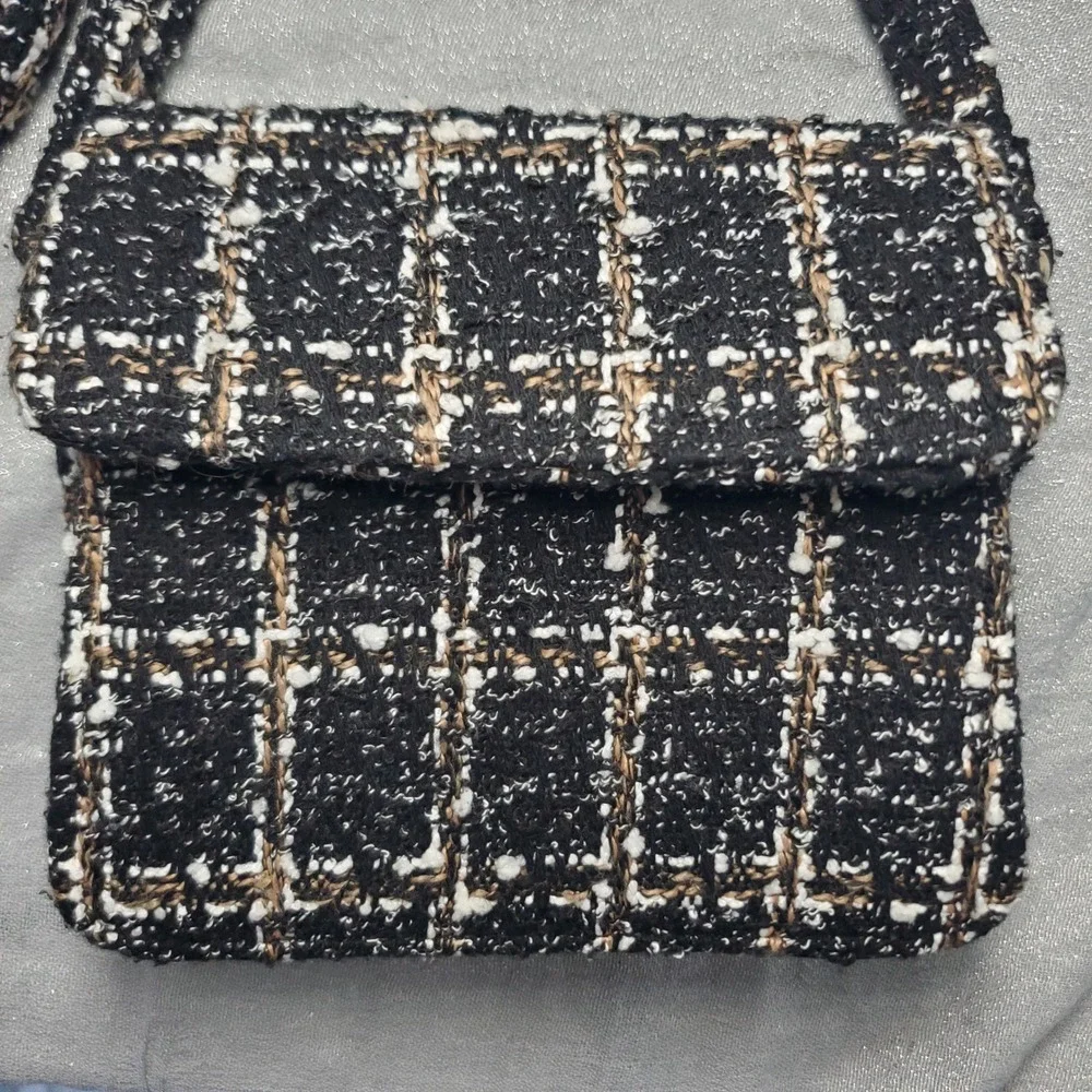 Black White Tan Plaid Tweed Crossbody Flap‎ Shoulder Purse Chic Old Money Woven